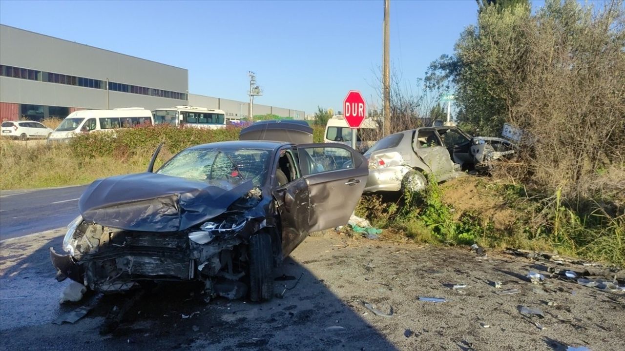 Bursa'da Feci Trafik Kazası: 7 Yaralı