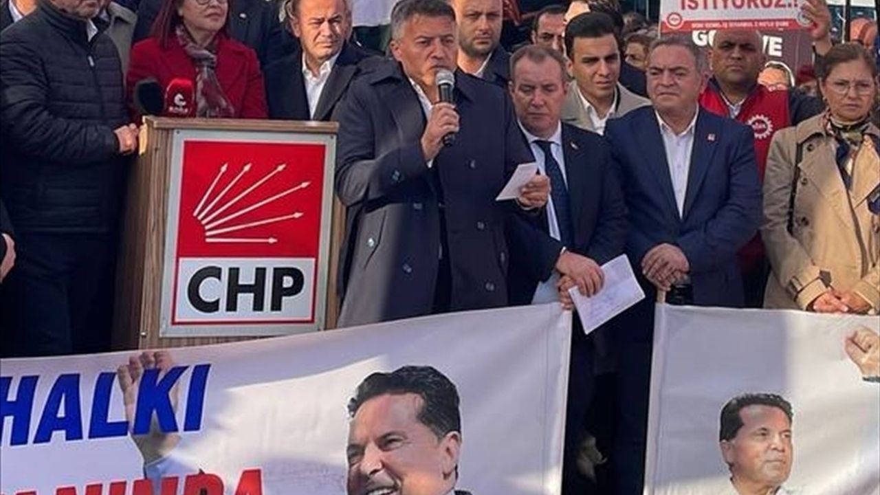 CHP'den Esenyurt Meydanı'nda Güçlü Destek Mesajı