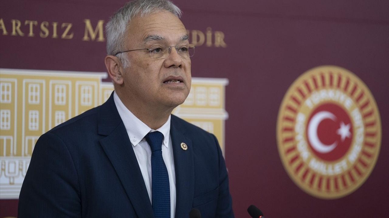 CHP'li Kayıhan Pala, Sağlık Bakanlığı'nın Cevapsız Soru Önergelerini Eleştirdi