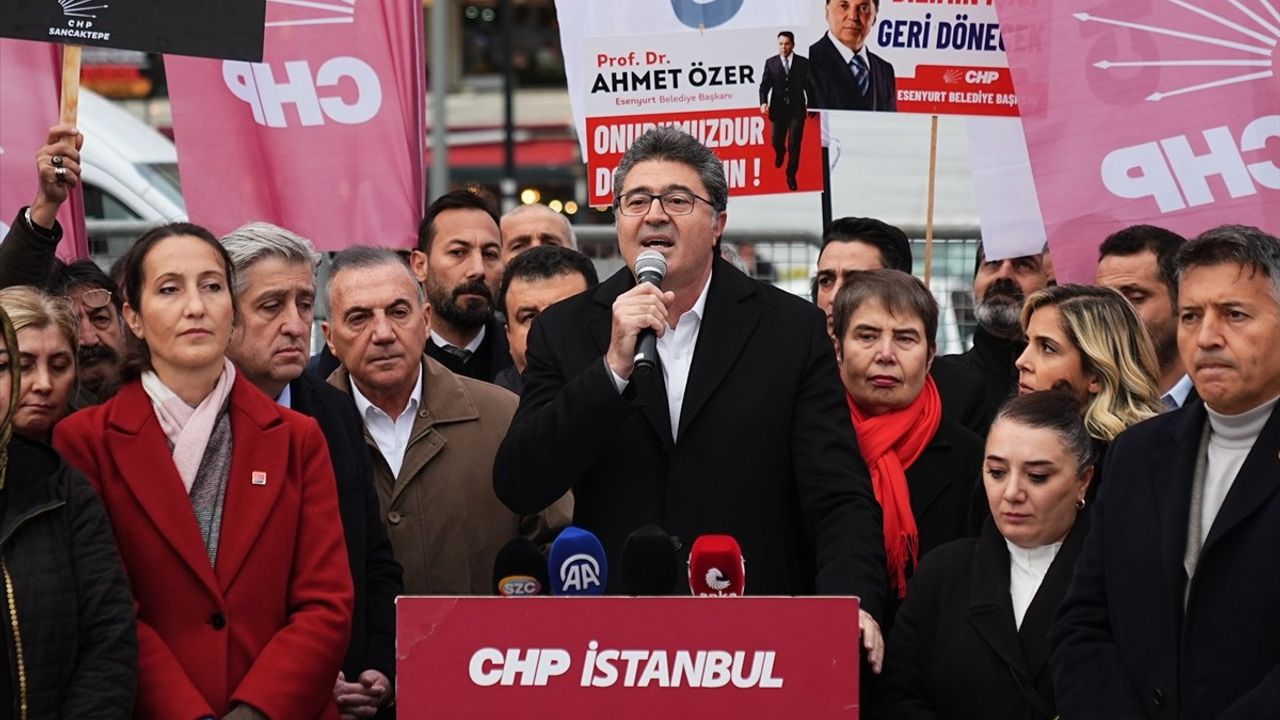 CHP Protestoları Esenyurt'ta Devam Ediyor