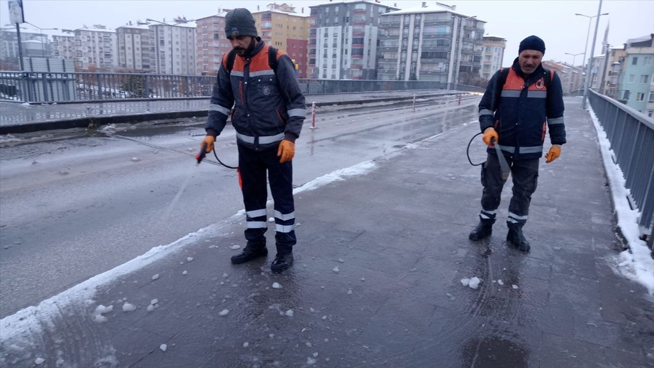 Çorum'da Kar Yağışı Etkili Oldu