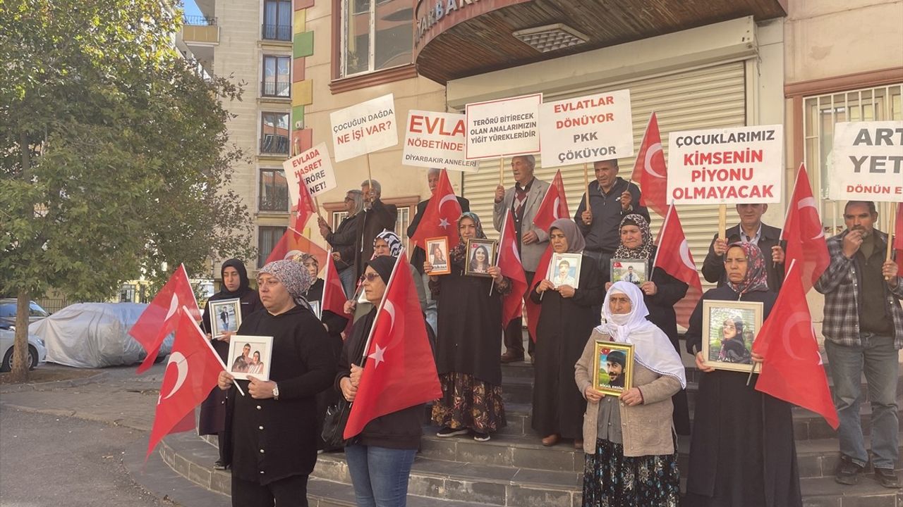 Diyarbakır Anneleri Nöbetlerine Yeni Katılımlar