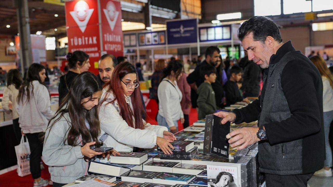 Diyarbakır'da 8. Kitap Fuarı Kapılarını Açtı