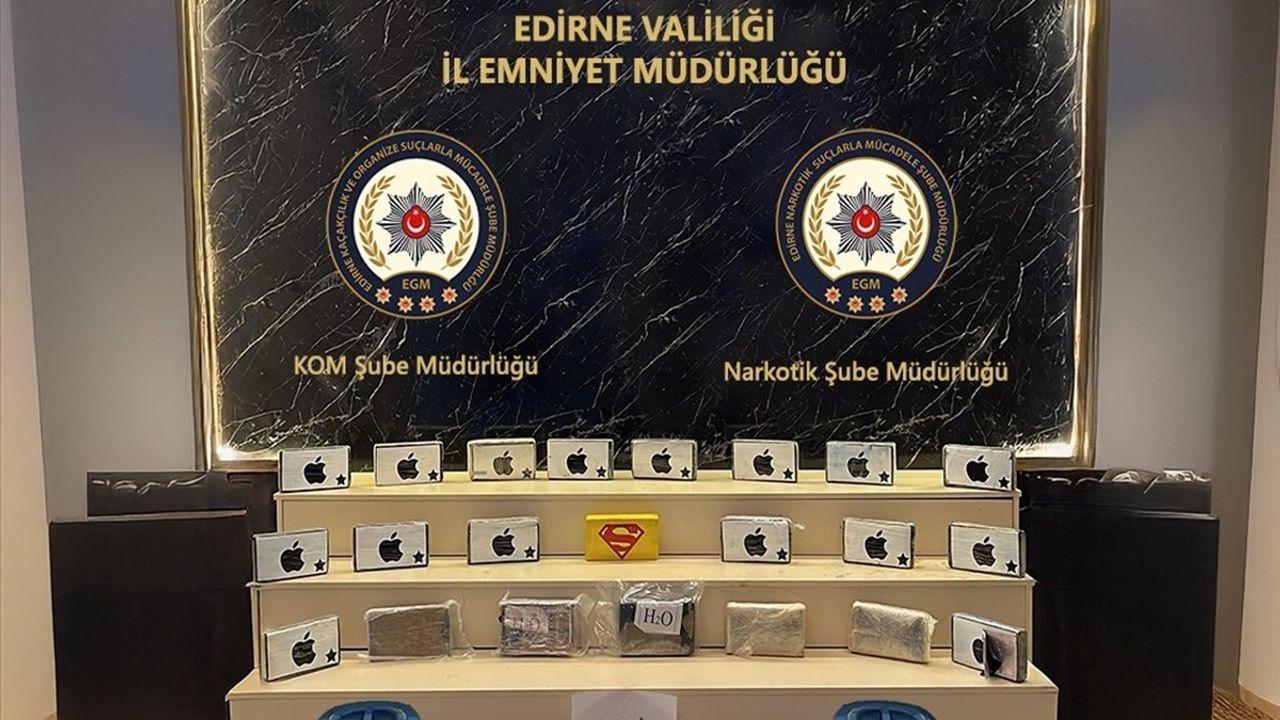 Edirne'de Tırda 24 Kilo Kokain Ele Geçirildi