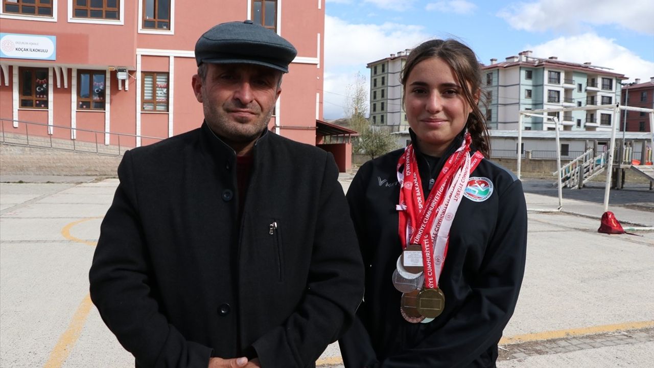 Erzurum'da Kız Öğrenciler Atletizmde Başarı Kazanıyor