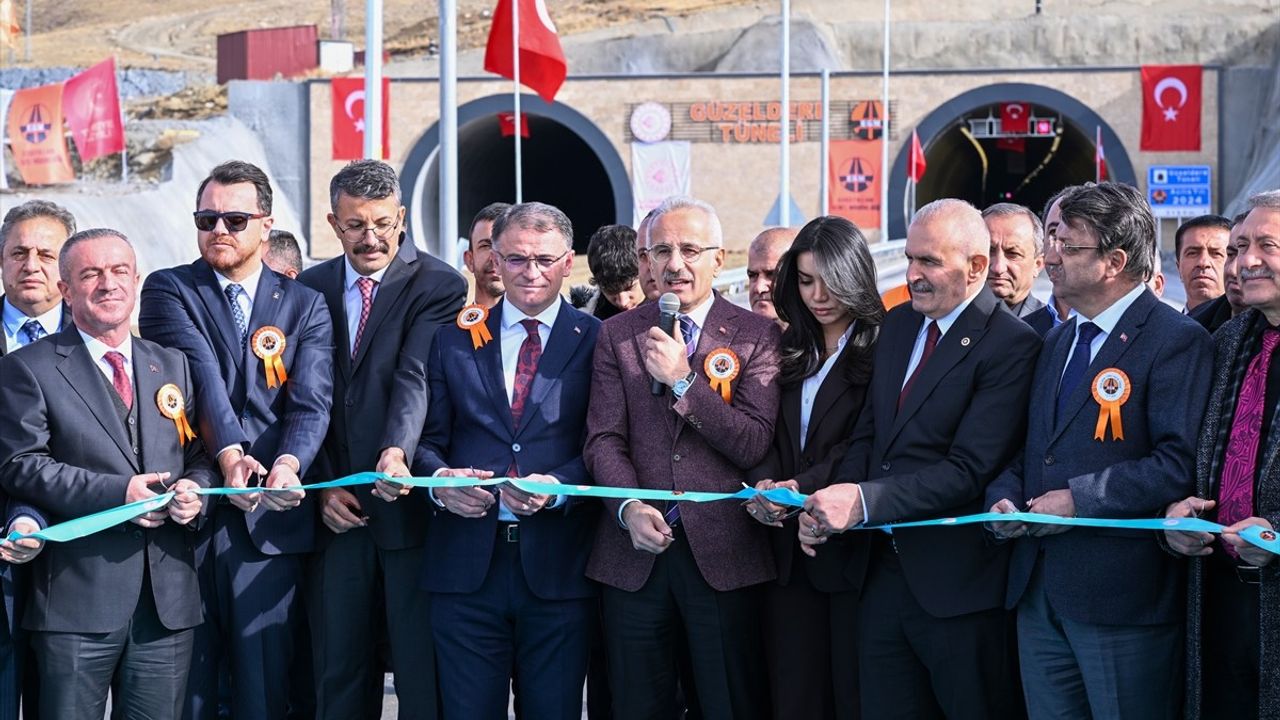 Güzeldere Tüneli Açılışı: Ulaşımda Tarihi Bir Adım