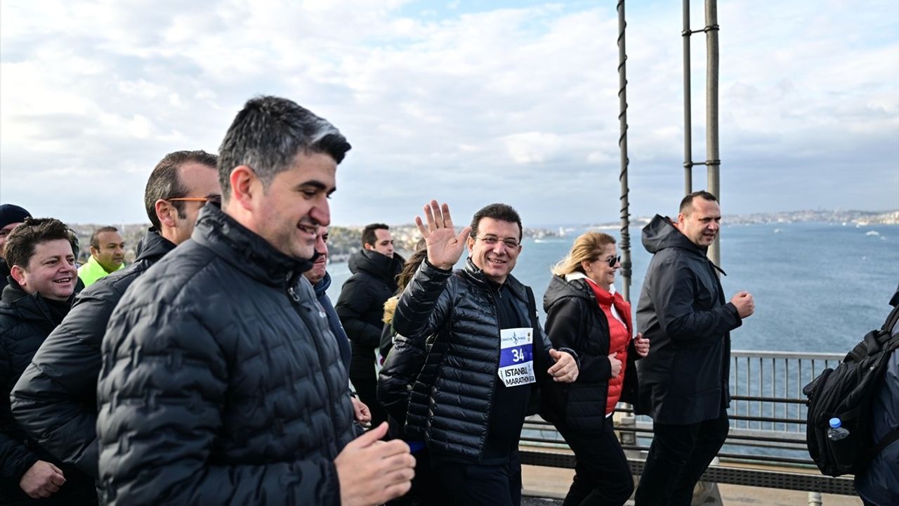 İBB Başkanı Ekrem İmamoğlu, 46. İstanbul Maratonu'na Katıldı