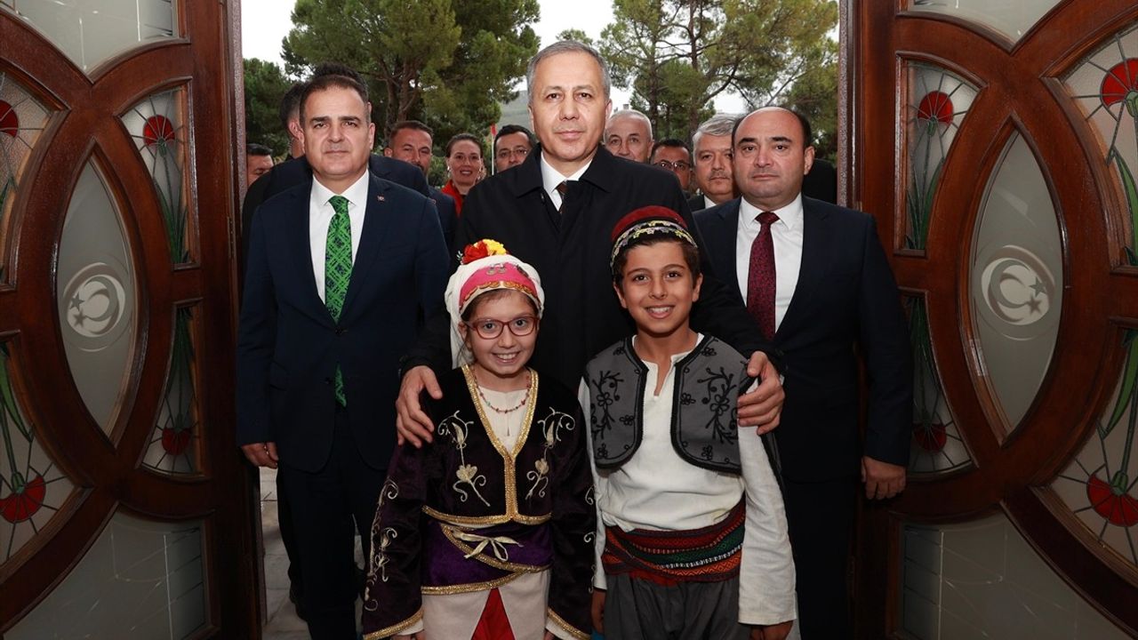 İçişleri Bakanı Yerlikaya'dan Muğla'da Güvenlik Toplantısı Açıklamaları