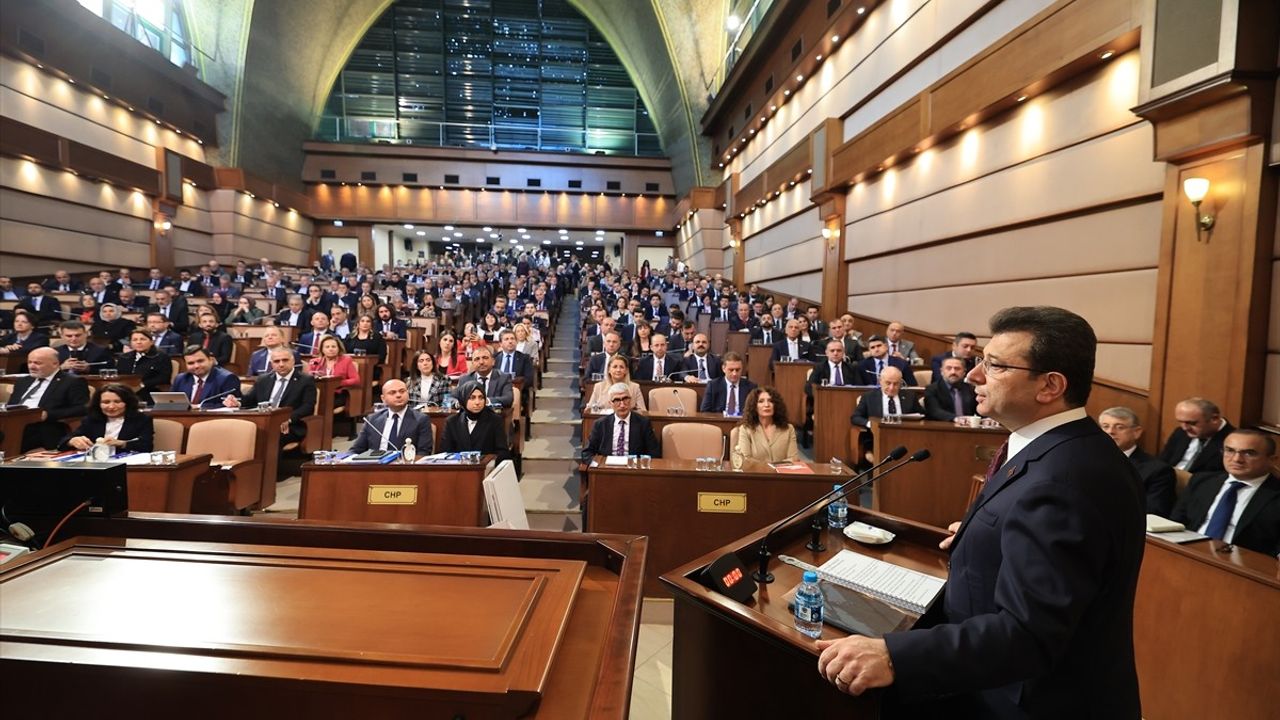 İstanbul'un 2025 Bütçesi Meclis'e Sunuldu