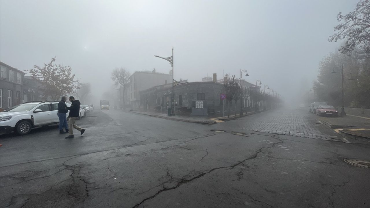 Kars'ta Yoğun Sis ve Soğuk Hava Etkisi