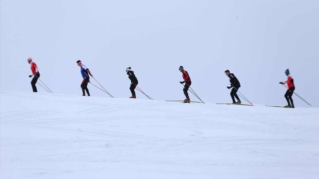 Kayaklı Koşu Milli Takımı, Rize'de Yüksek Rakımlı Antrenmanlara Devam Ediyor