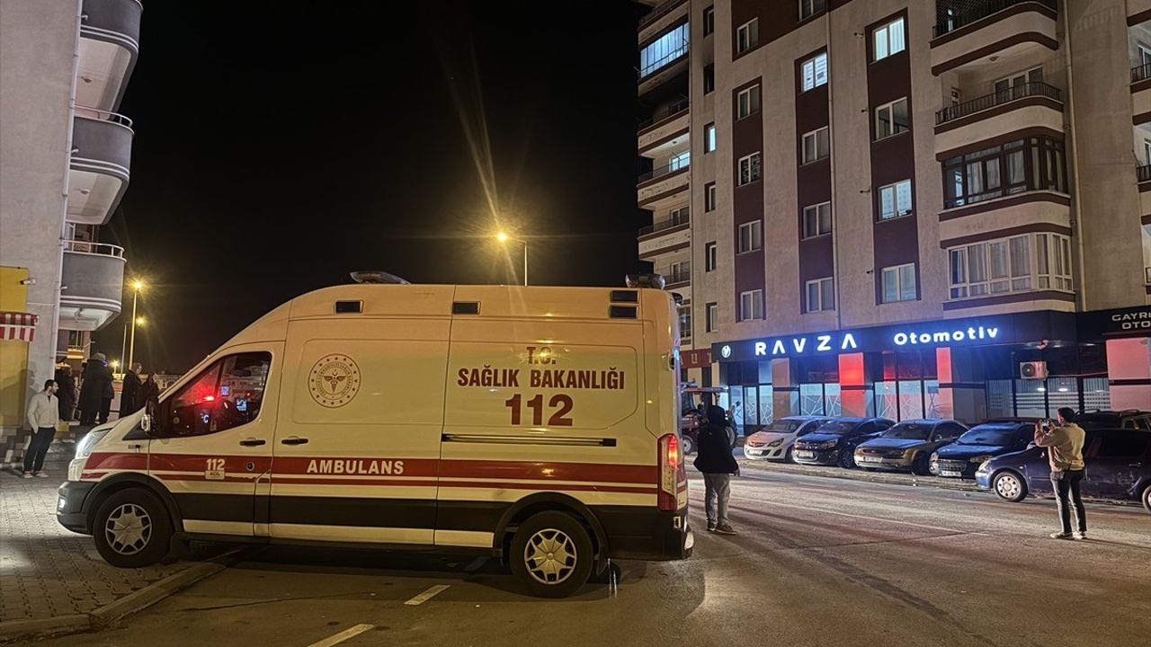 Kayseri'de Psikolojik Sorunlar Nedeniyle Ev Yakan Kişi Gözaltına Alındı