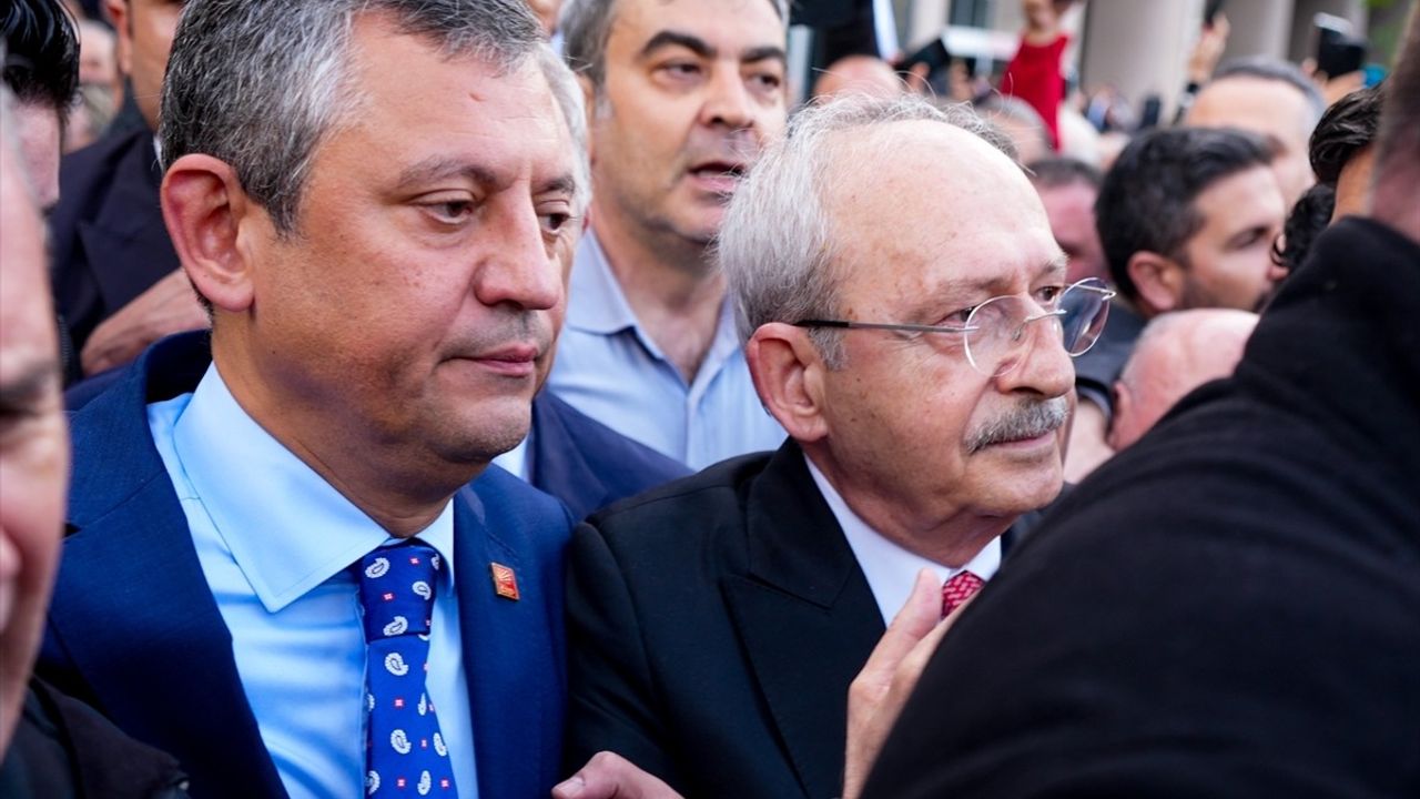 Kılıçdaroğlu Ankara Adliyesinde Savunma Yaptı