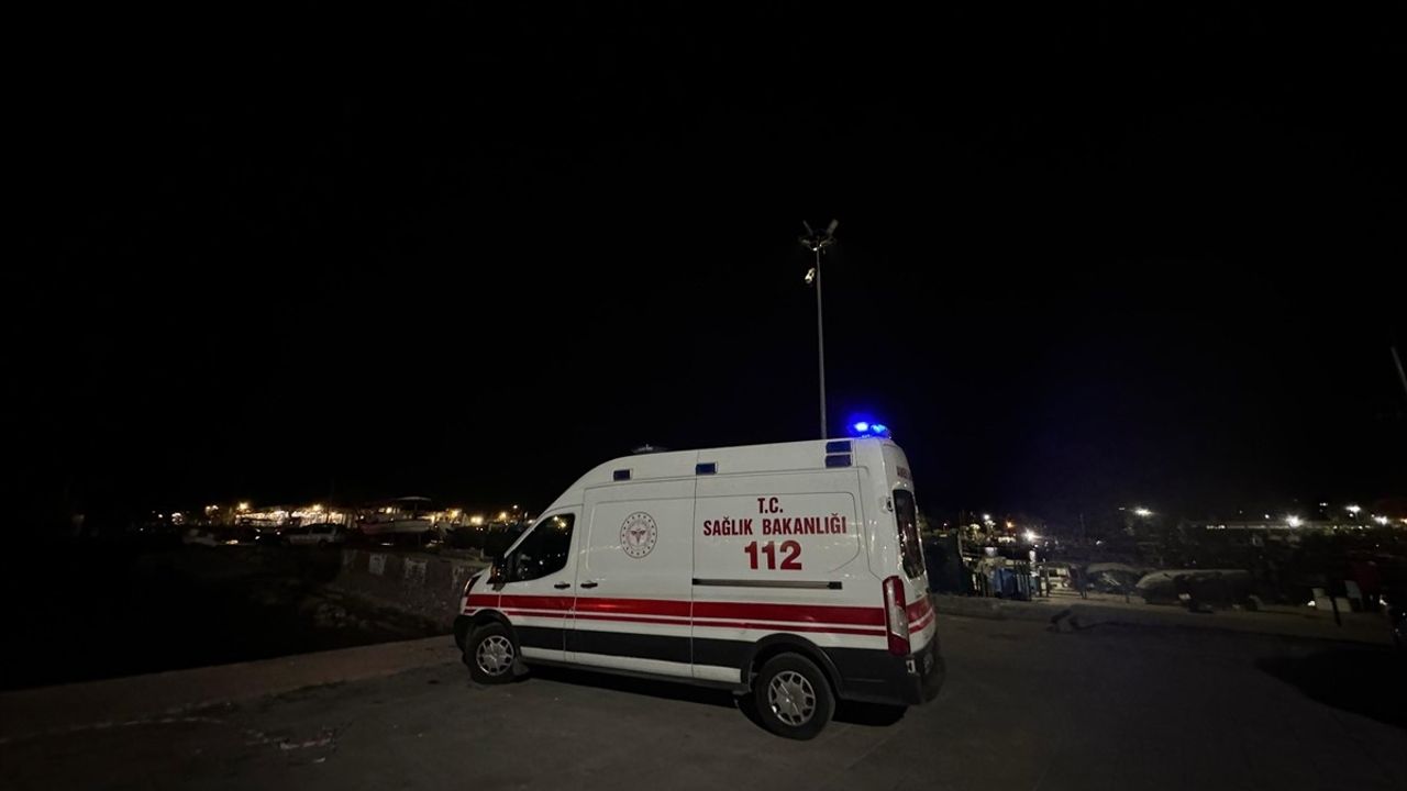 Mersin Açıklarında Yan Yatan Kuru Yük Gemisi Dengeye Oturtuldu
