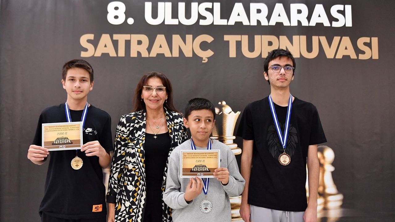 Mersin'de 8. Uluslararası Satranç Turnuvası Tamamlandı