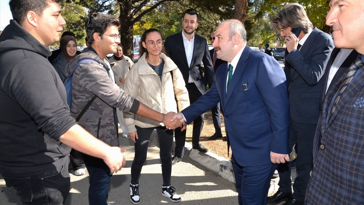 Mustafa Varank, Bursa Uludağ Üniversitesi Öğrencileriyle Buluştu