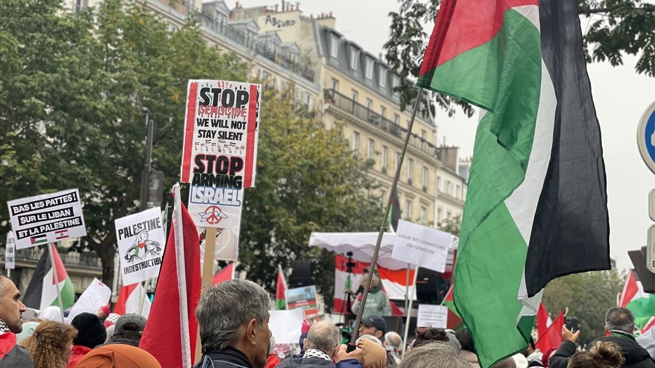 Paris'te Gazze'ye Destek Gösterisi: Protestolar ve Tepkiler