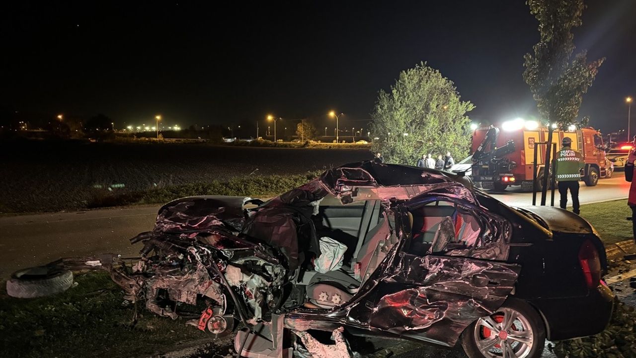 Sakarya'da 4 Araçla Gerçekleşen Trafik Kazası