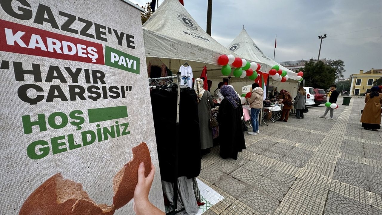 Samsun'da Gazze İçin Hayır Çarşısı Kuruldu