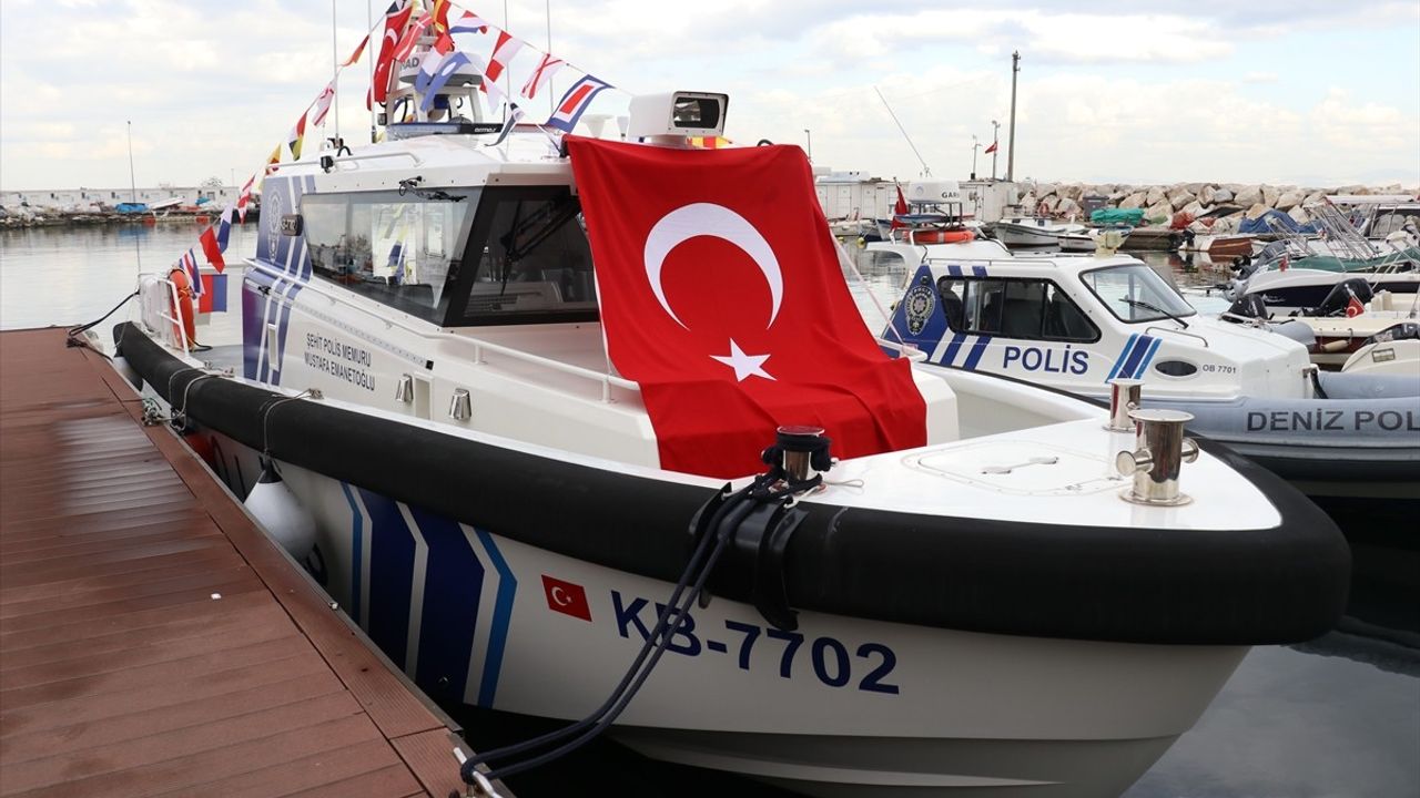 Şehit Polis Mustafa Emanetoğlu'nun Adı Deniz Polisi Teknesinde Yaşatılacak