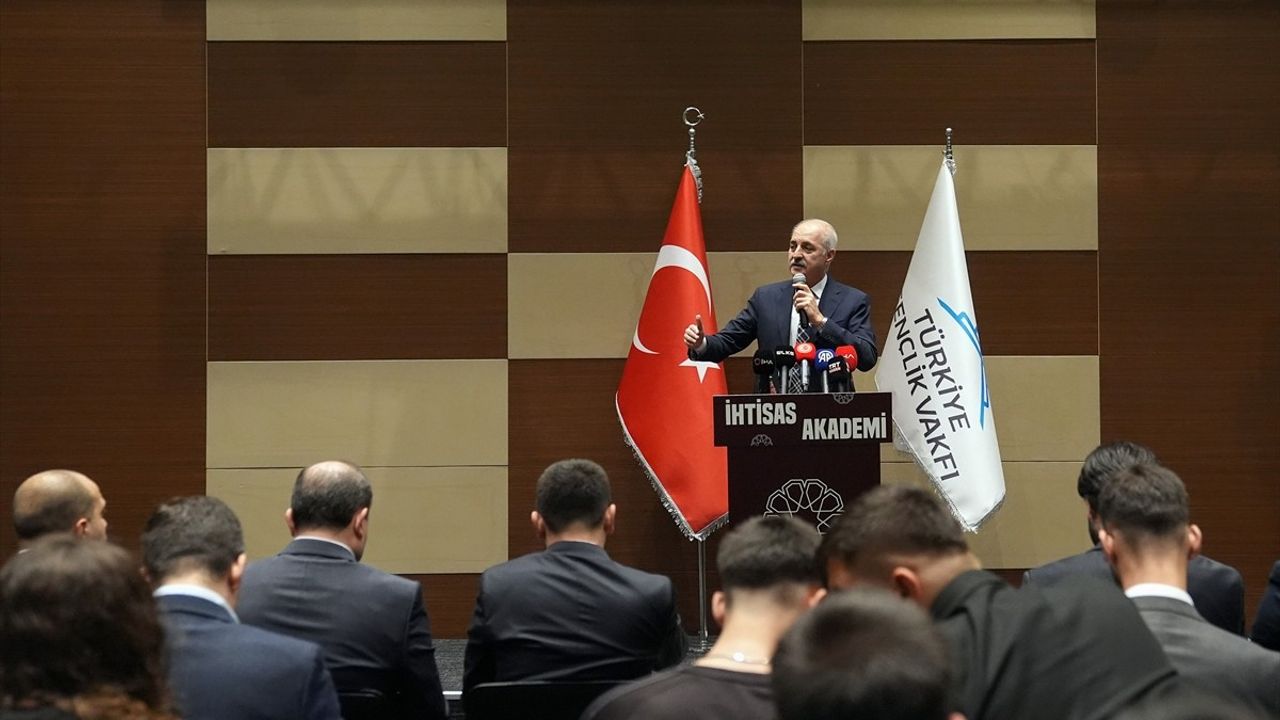 TBMM Başkanı Kurtulmuş'tan Çarpıcı Açıklamalar