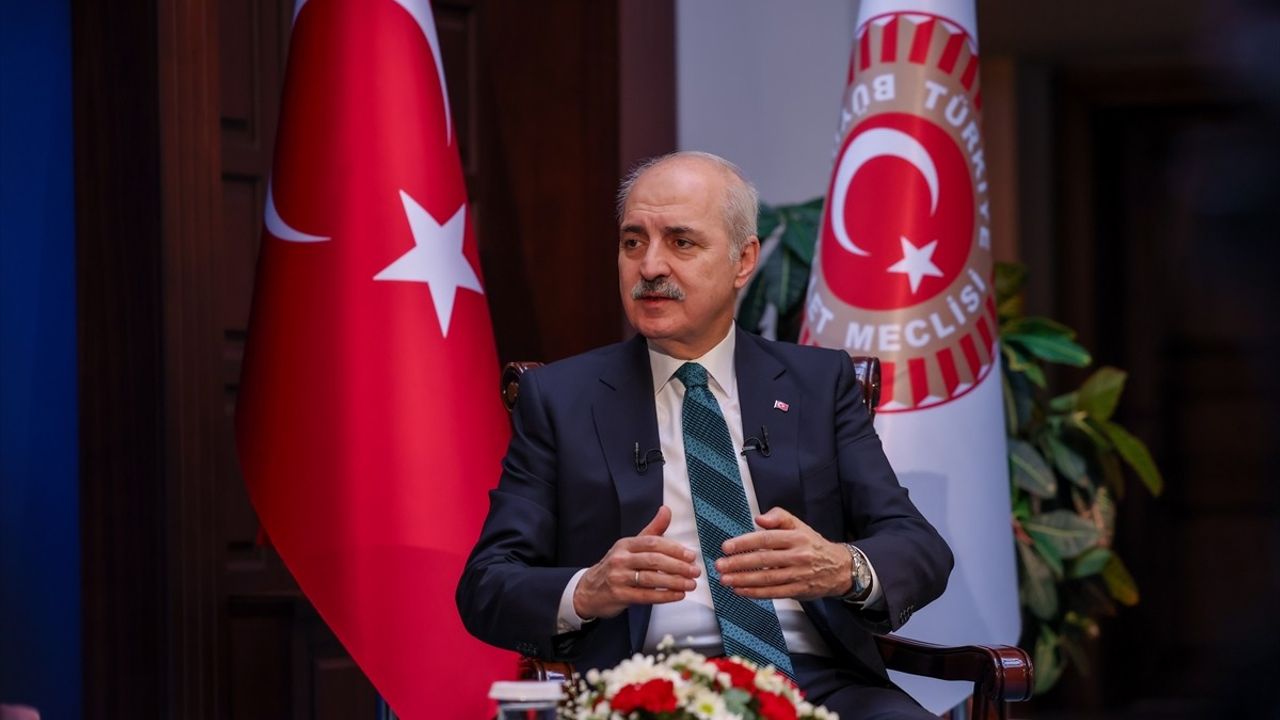 TBMM Başkanı Kurtulmuş, Yeni Anayasa Çalışmaları ve Barış Çağrıları Yaptı