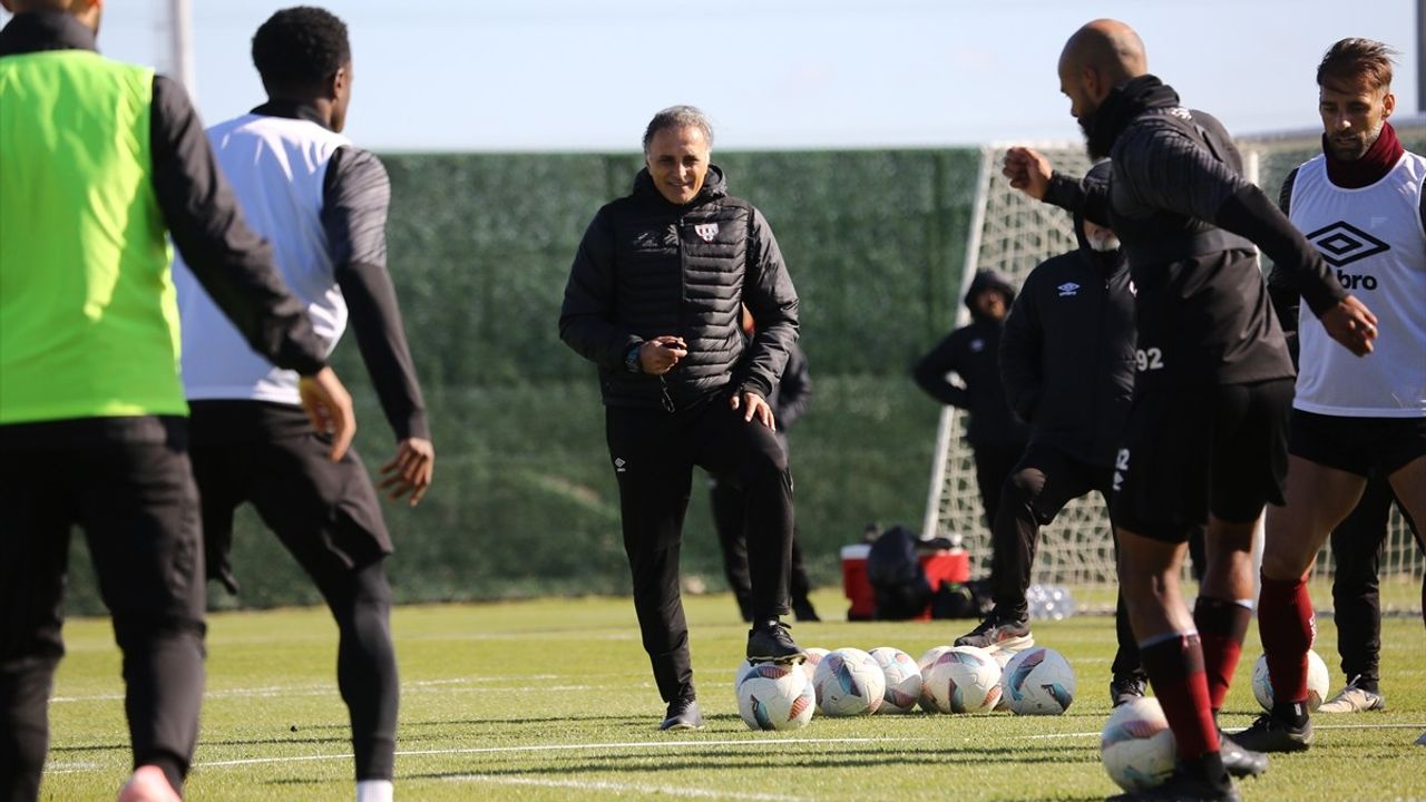 Teksüt Bandırmaspor'dan Teknik Direktör Mustafa Gürsel'in Açıklamaları