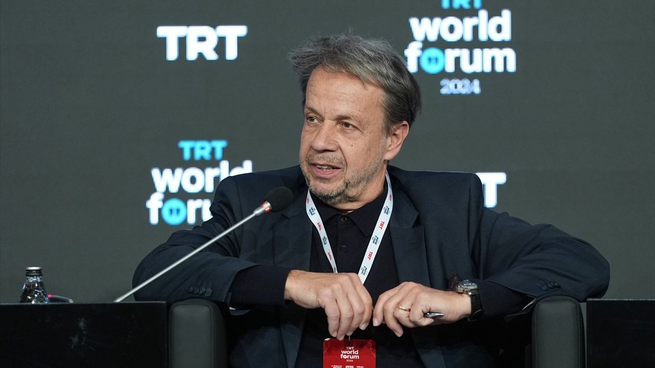 TRT World Forum'da Medya Taraflılığı Tartışıldı