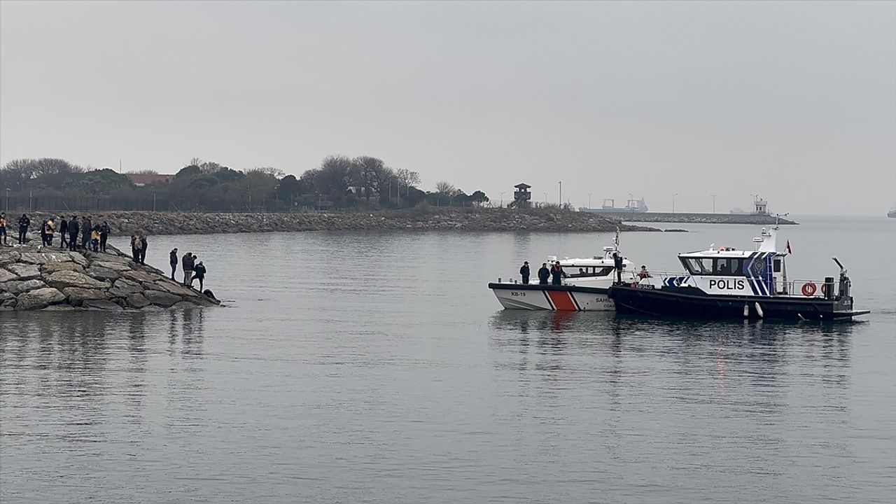 Tuzla Sahilinde İki Ceset Bulundu