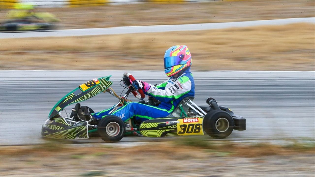 Uşak'ta Heyecan Verici Karting Yarışları Başladı