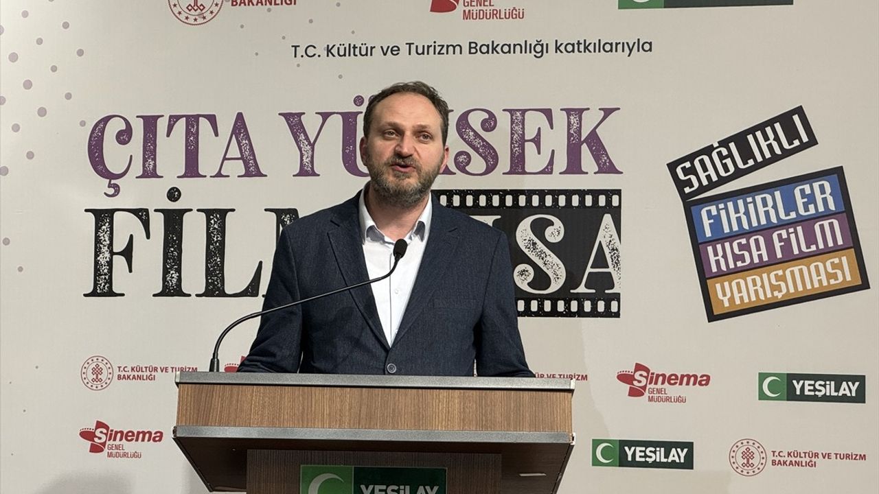 Yeşilay 8. Sağlıklı Fikirler Kısa Film Yarışması Ödül Töreni