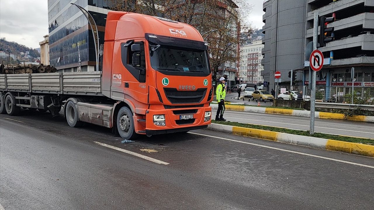 Zonguldak'ta Trafik Kazası: Yaya Hayatını Kaybetti