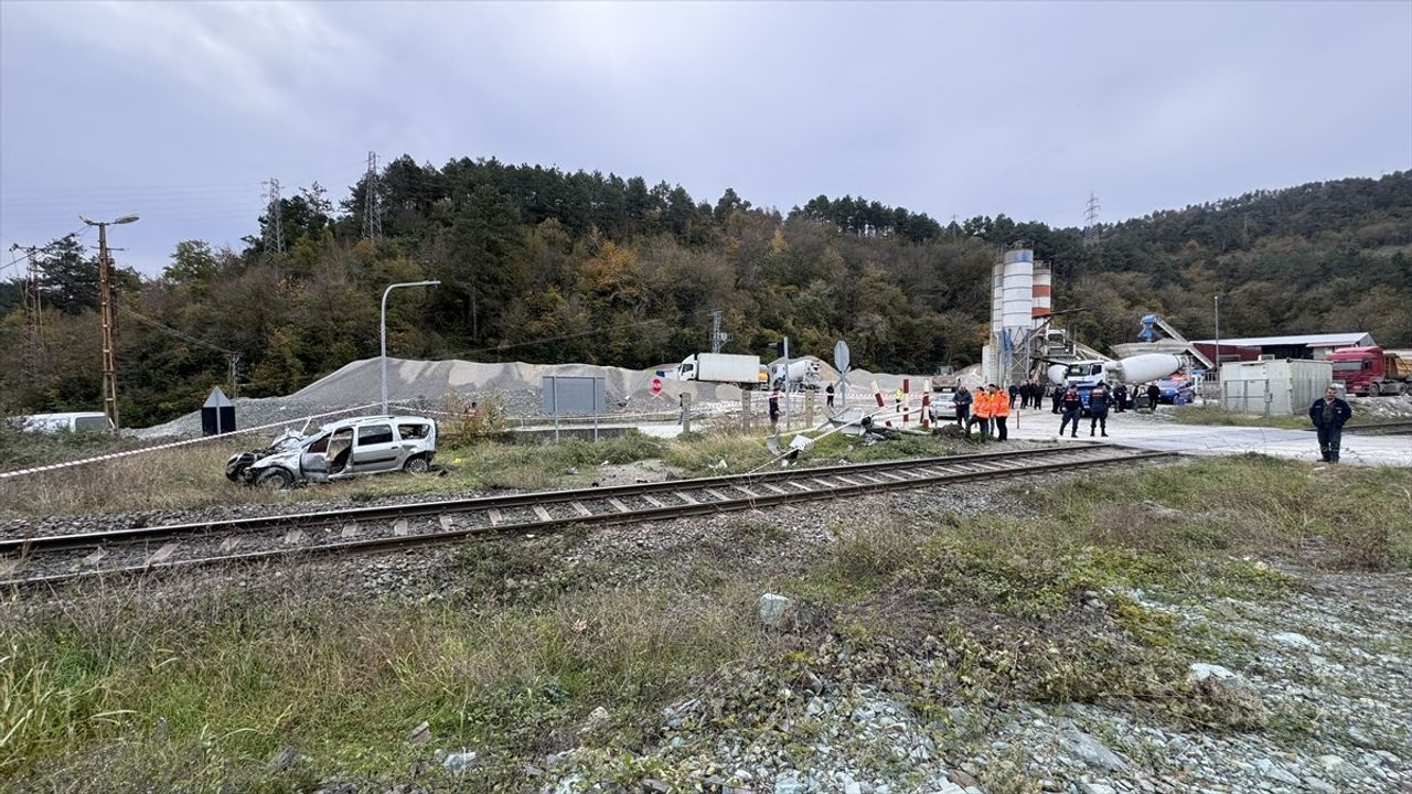 Zonguldak'ta Tren Kazası: 1 Ölü, 1 Yaralı