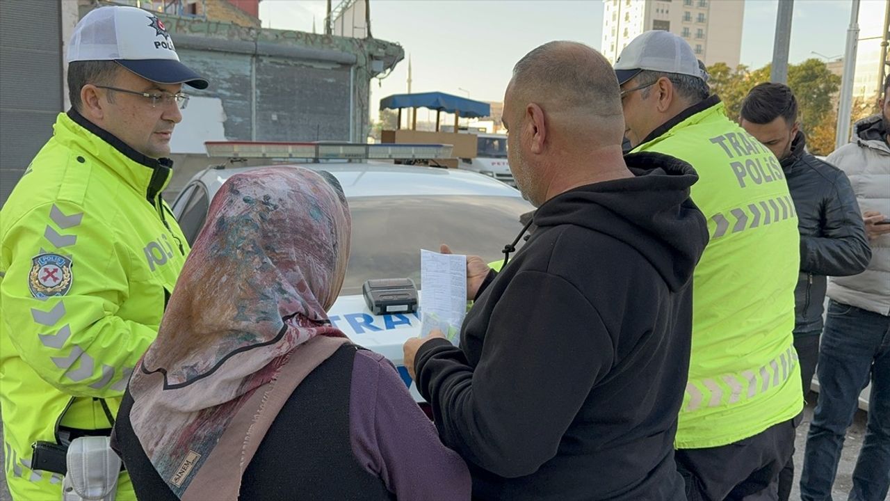 Adana'da Üst Geçit Kullanımına Cezalar