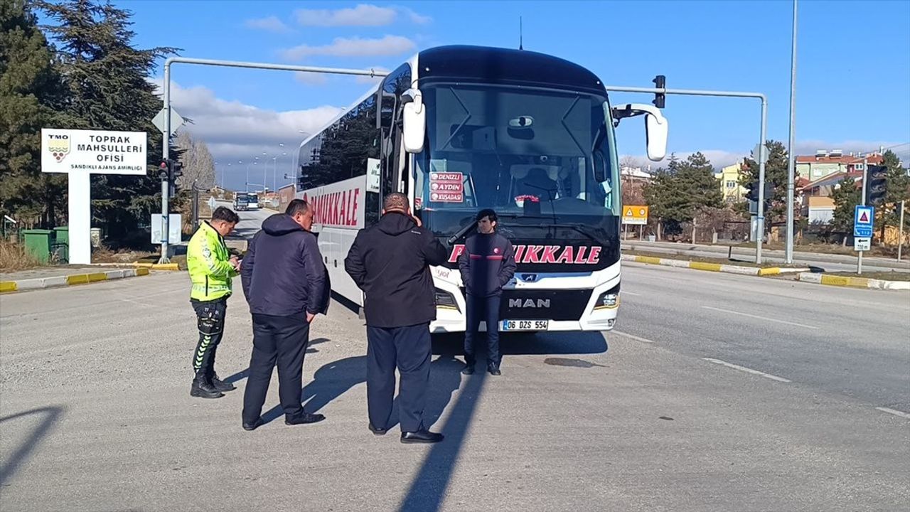 Afyonkarahisar'da Yolcu Otobüsü Yaya Çarptı