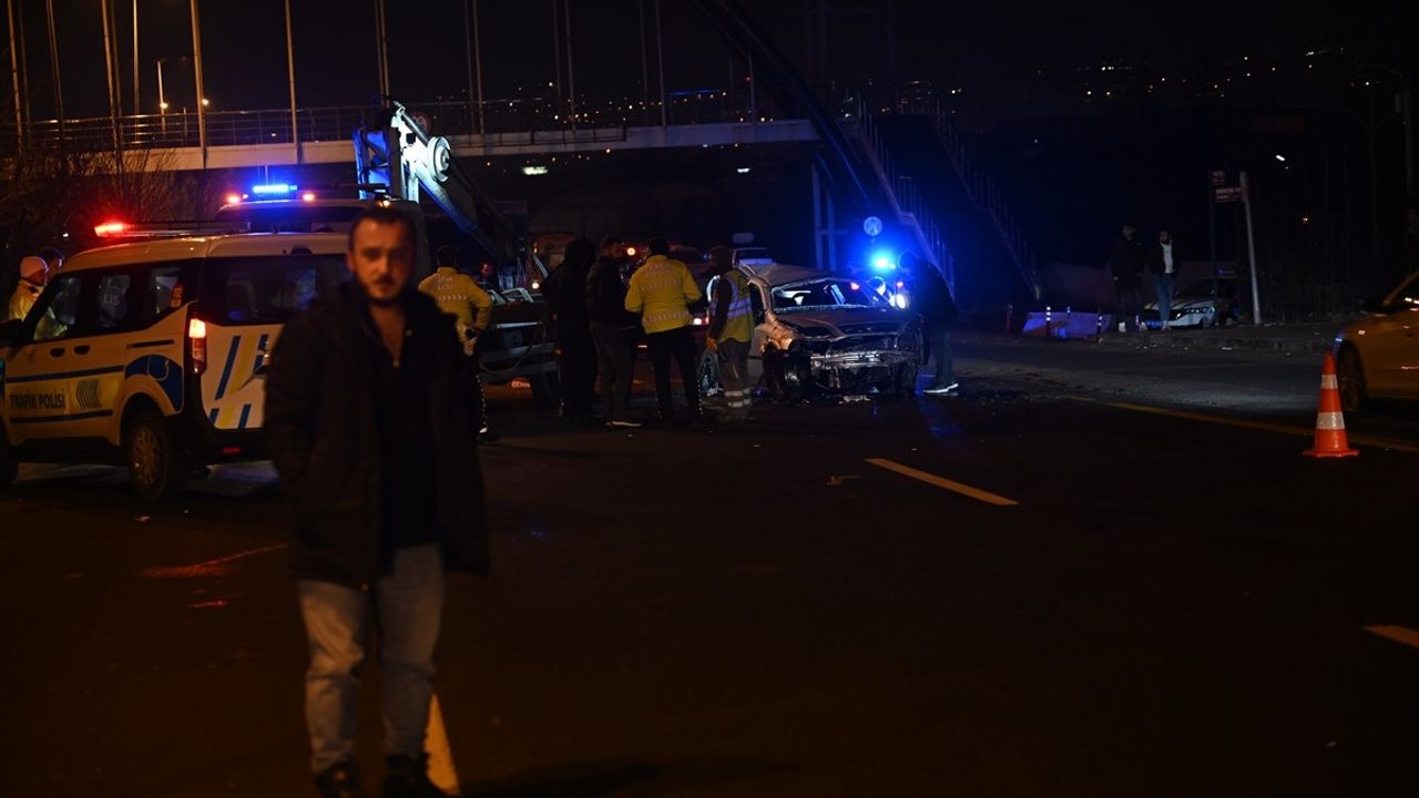 Ankara'da Trafik Kazası: 1 Ölü, 2 Yaralı