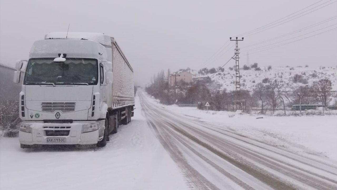 Ardahan'da Tır Geçişlerine Karşı Yoğun Önlemler Alındı