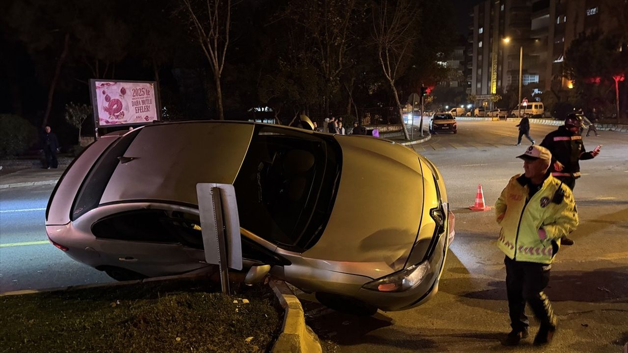 Aydın'da Trafik Kazası: İki Yaralı