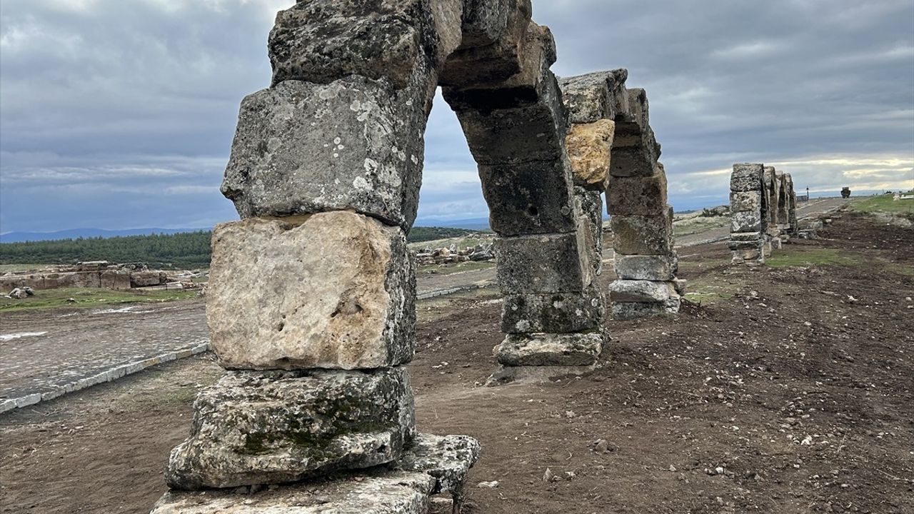 Blaundos Antik Kenti'nde Su Kemeri Restorasyonu