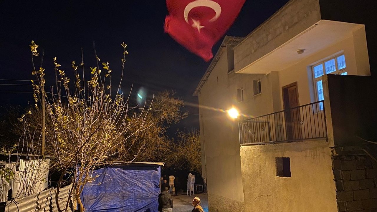 Bursa'da Mahkemede Silahlı Saldırı: Uzman Erbaş Nurettin Yaşar Şehit Oldu