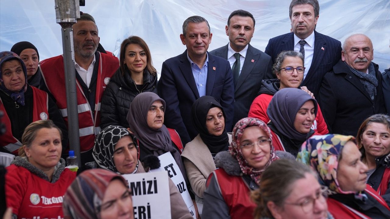 CHP Başkanı Özgür Özel'den Polonez İşçilerine Destek Ziyareti