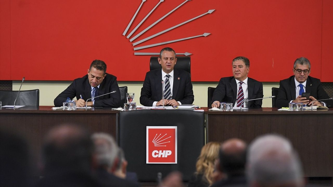 CHP'den Kapalı Grup Toplantısı