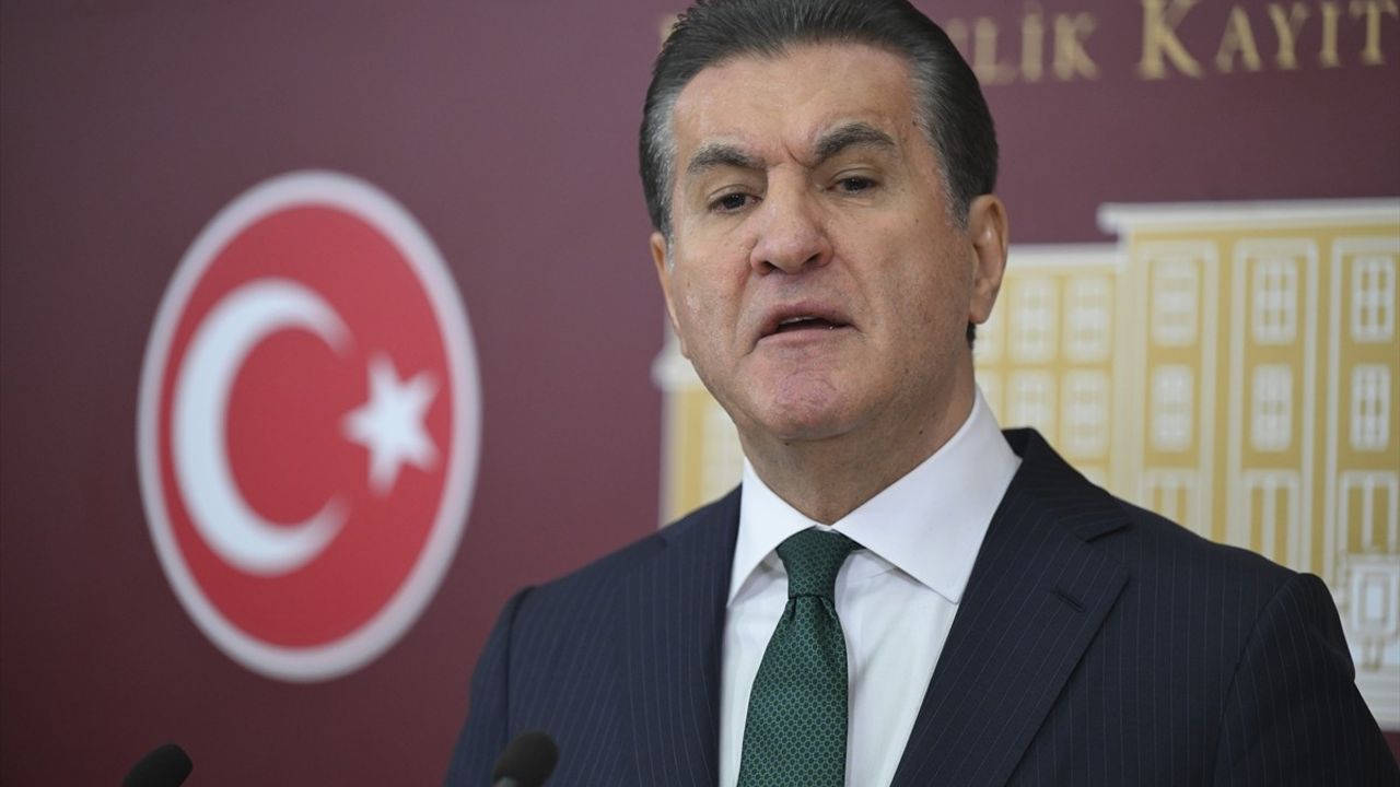 CHP'li Sarıgül: 2025 Bütçesi Temel İhtiyaçları Karşılamıyor