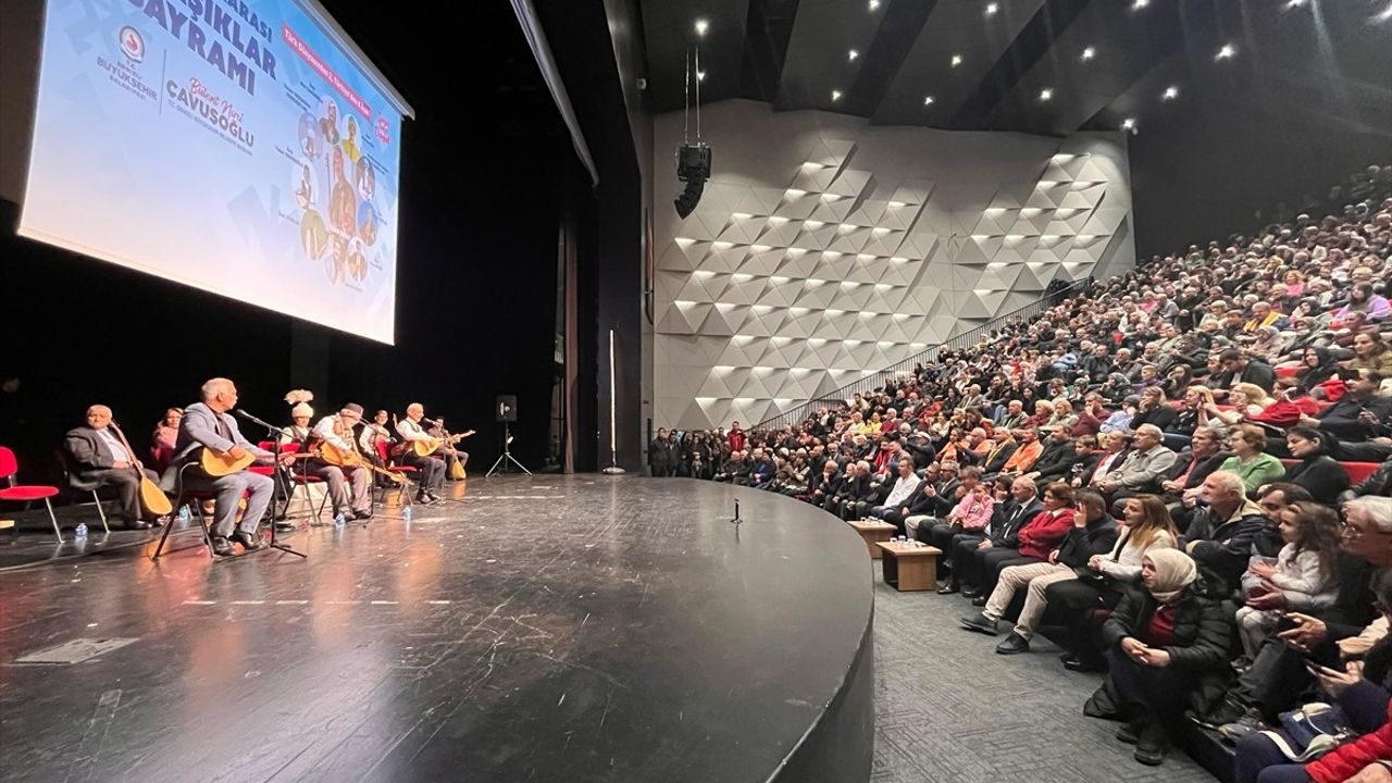 Denizli'de 11. Uluslararası Ege Aşıklar Bayramı Şöleni