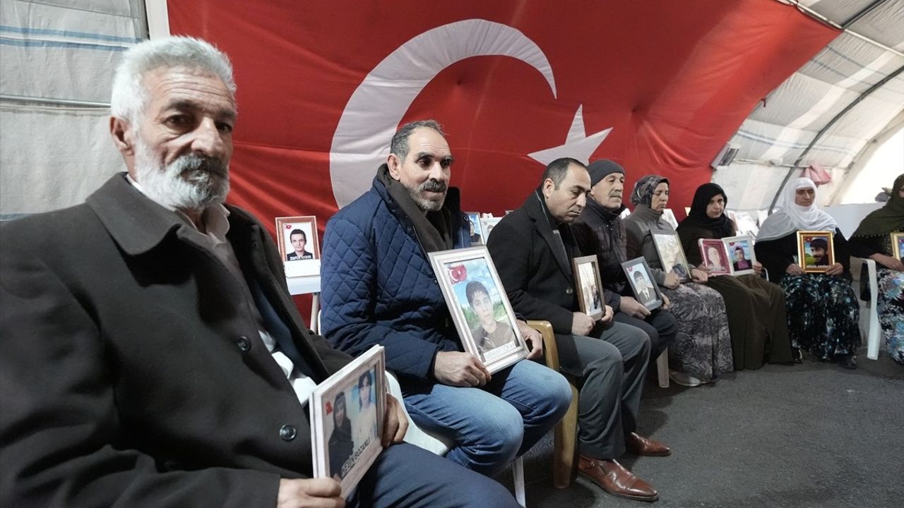 Diyarbakır Anneleri, Evlatları için Mücadelelerine Devam Ediyor