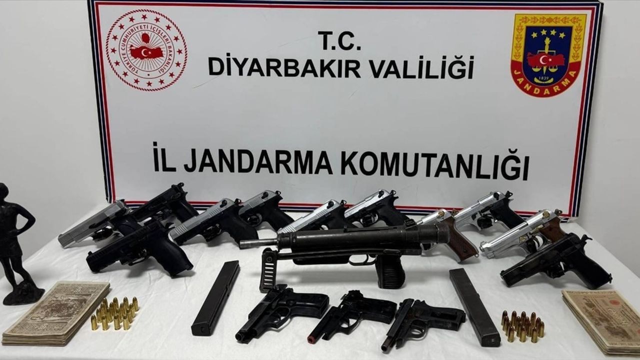 Diyarbakır'da Ruhsatsız Silah Ticaretine Geçit Yok