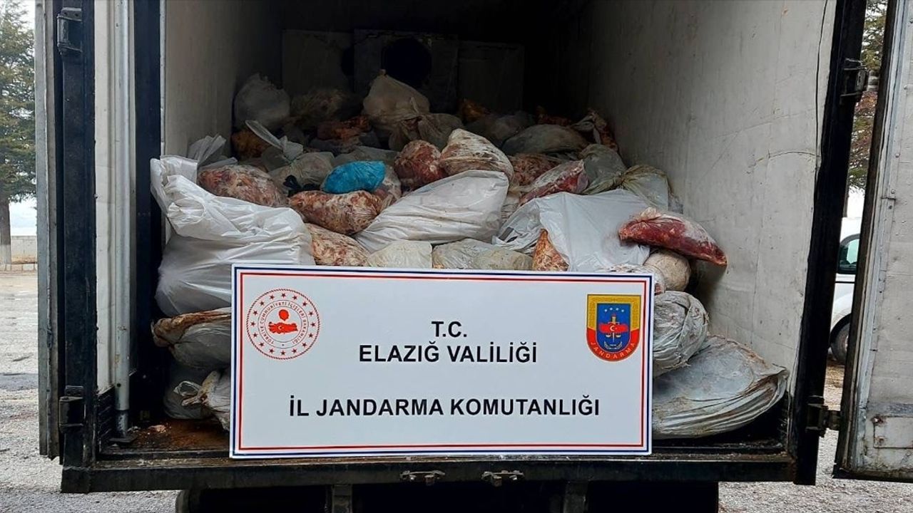 Elazığ'da Kaçak Et Operasyonu: 5 Ton 880 Kilogram Ele Geçirildi