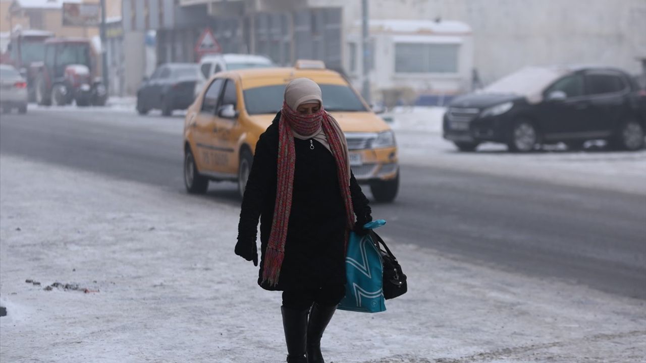 Erzurum ve Çevresindeki Sert Soğuklar Hayatı Olumsuz Etkiledi