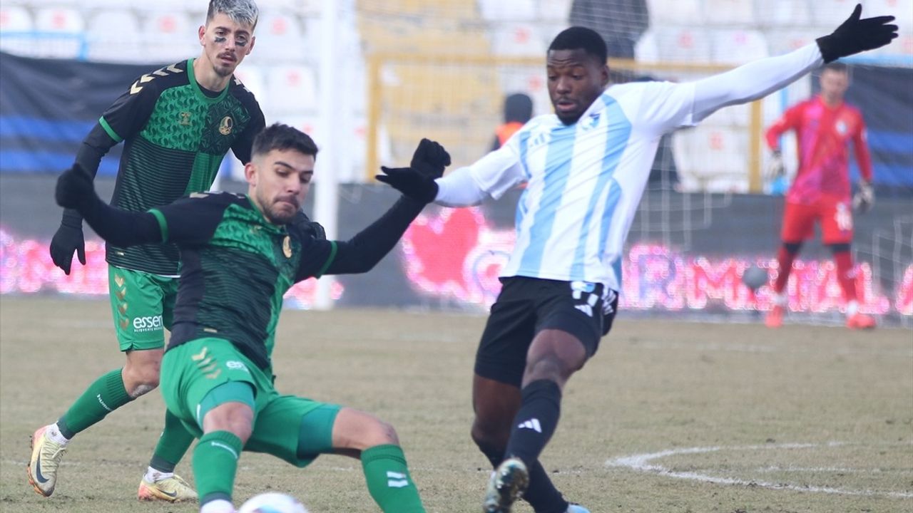 Erzurumspor FK ve Sakaryaspor Berabere Kaldı