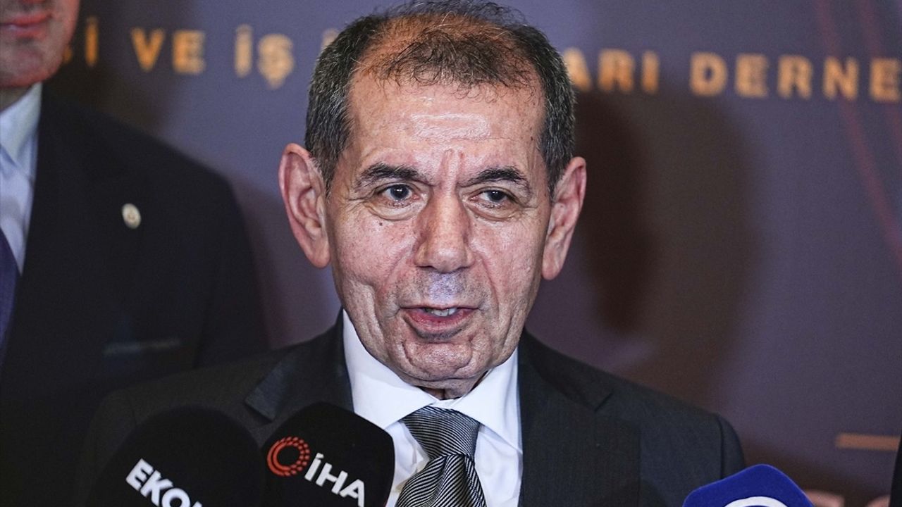 Galatasaray'dan Yeni Yıl Kutlaması ve Şampiyonluk Vurgusu